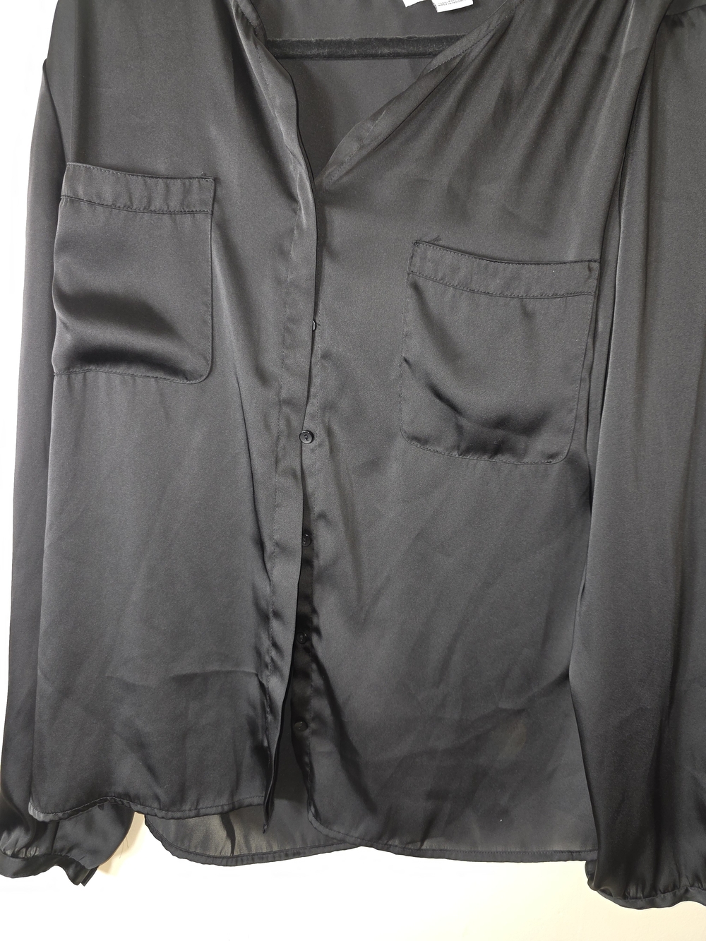 Liz Claiborne Black Satin Button-Front Blouse